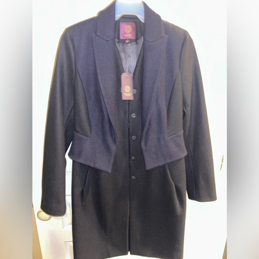 NWT Marchesa Voyage Wool Black and Navy Peplum Coat. Size 2